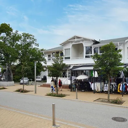 Im Zentrum Gelegene 2-raum-wohnung Mit Balkon - Haus Rugier 04 Appartement *