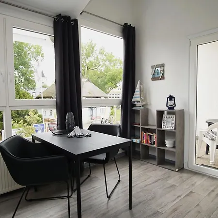 Im Zentrum Gelegene 2-raum-wohnung Mit Balkon - Haus Rugier 04 Apartment